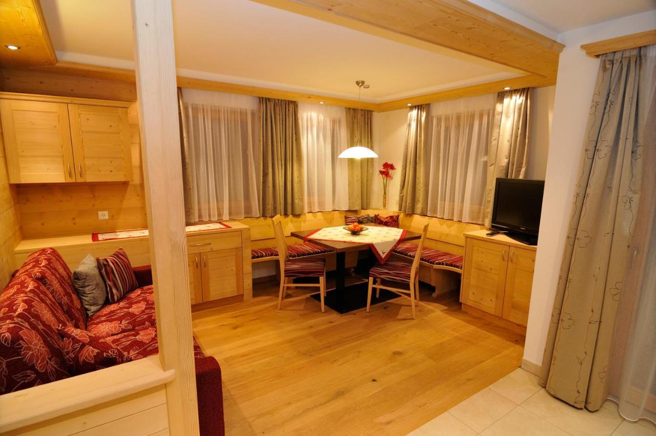 Chalet Regina Selva di Val Gardena Zewnętrze zdjęcie